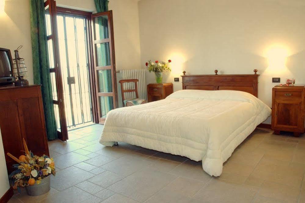 La Ca Dolga Guest House La Morra Exterior photo